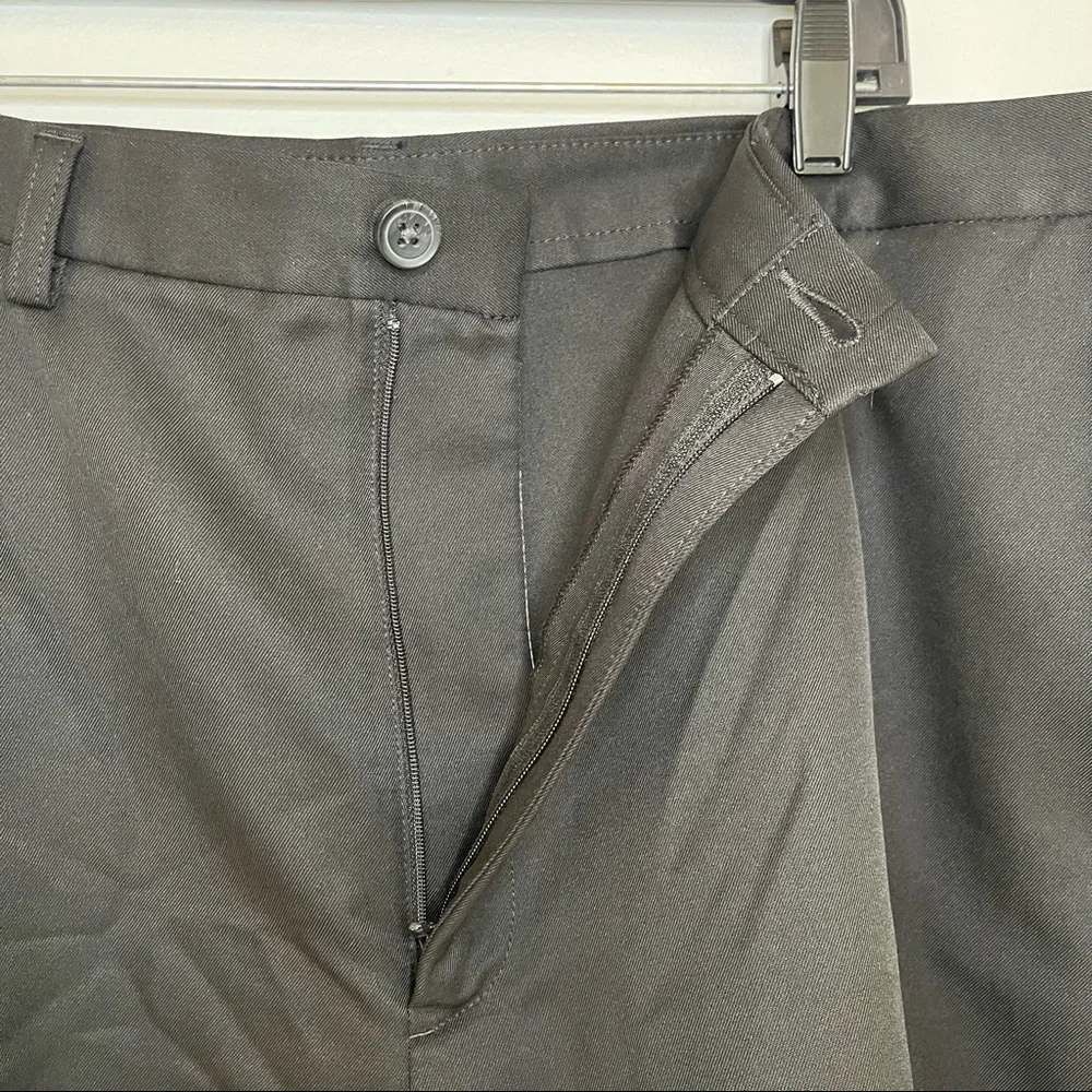 Haggar Men’s Shorts Black - Picture 7 of 11